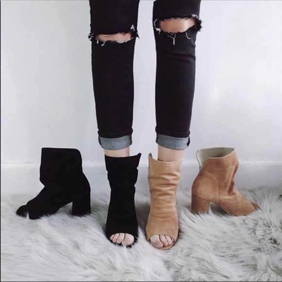 Matisse Gordy Peep Toe Black Genuine Suede Booties - Picture 12 of 13